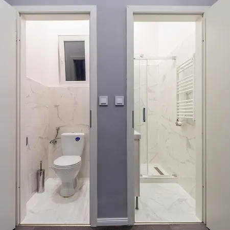 W33 - Prime Location - Comfortable Quality Apartments By Bqa Boedapest Buitenkant foto