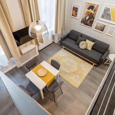 W33 - Prime Location - Comfortable Quality Apartments By Bqa Boedapest Buitenkant foto
