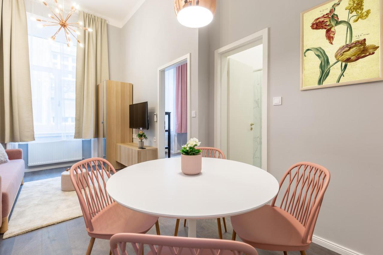 W33 - Prime Location - Comfortable Quality Apartments By Bqa * Boedapest